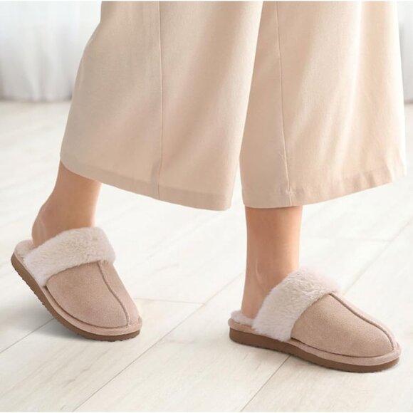 Women's Apricot Comfy Memory Foam Slippers Closed-Toe Indoor House Shoes - Picture 2 of 7